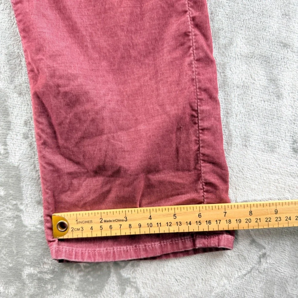 True Religion Bobby Men's Size 30 Burgundy Corduroy Straight Leg Pants MCBP31V08